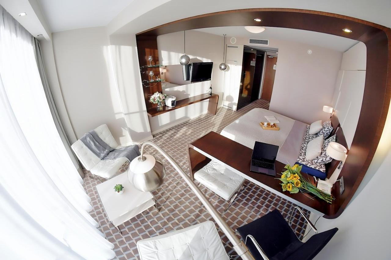 309 W Pieciogwiazdkowym Marine Hotel Plaza 20 M Rowery W Cenie Dobruk Apartamenty *