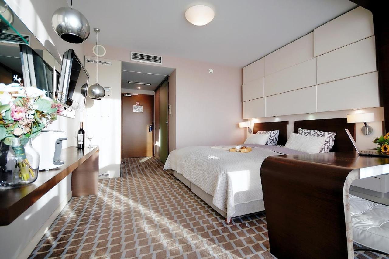 309 W Pieciogwiazdkowym Marine Hotel Plaza 20 M Rowery W Cenie Dobruk Apartamenty Apartment *