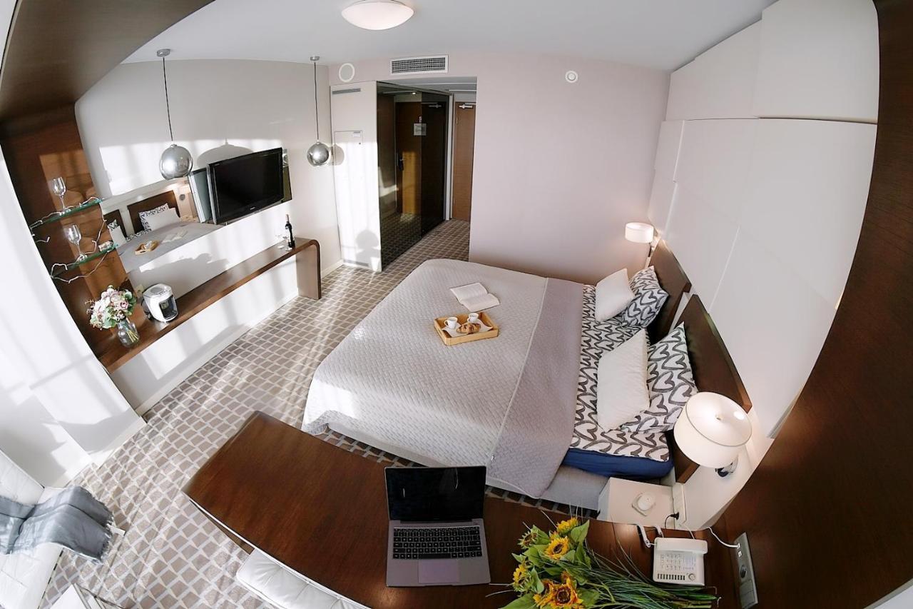 309 W Pieciogwiazdkowym Marine Hotel Plaza 20 M Rowery W Cenie Dobruk Apartamenty * Kolberg